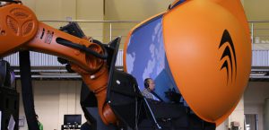 Российский авиатренажер на базе промышленного робота-манипулятора